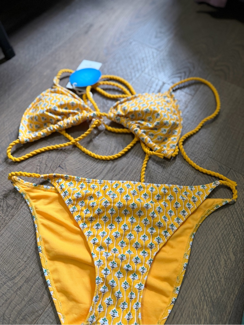 Rhode Dainty Lotus Bikini Set NWT Women's Swim Top Size M NWT